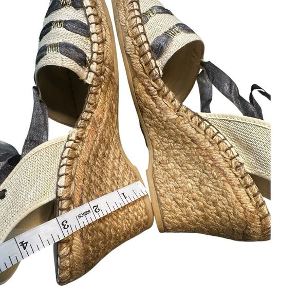 Andre Assous Linen Canvas with Ribbon Weave  Espadrille Wedges Size 10 - Picture 13 of 13